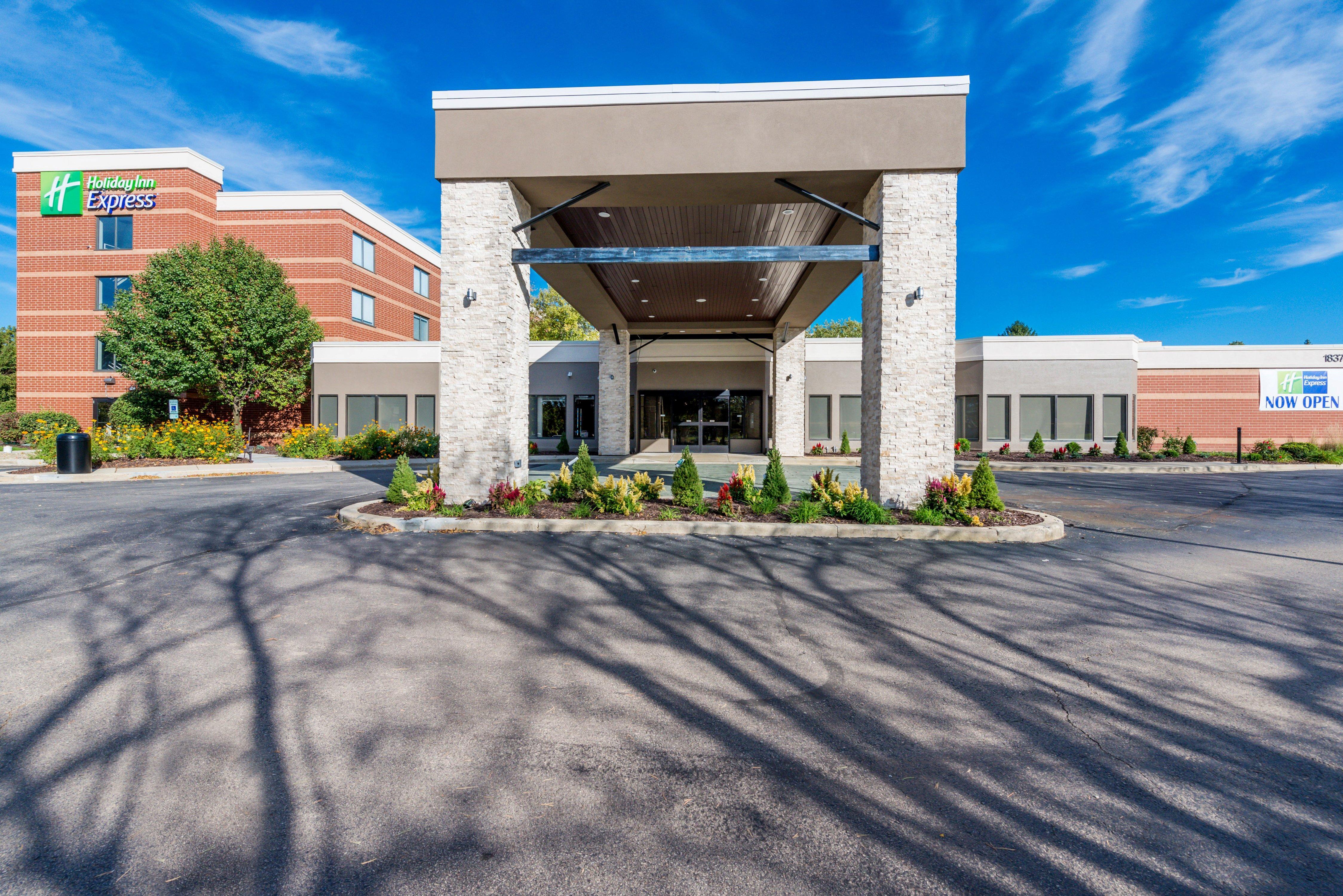 Holiday Inn Express Naperville By Ihg Екстер'єр фото