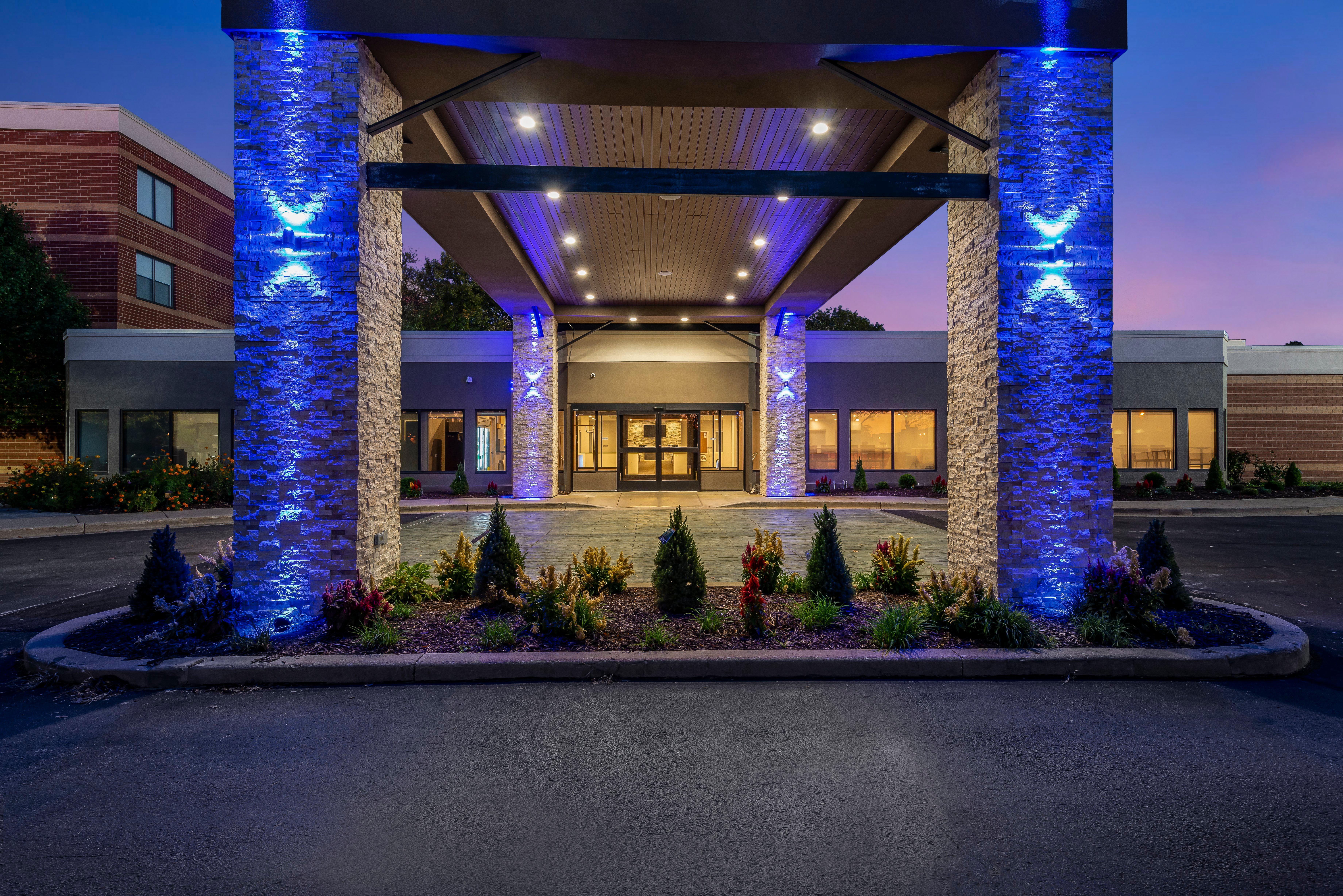 Holiday Inn Express Naperville By Ihg Екстер'єр фото