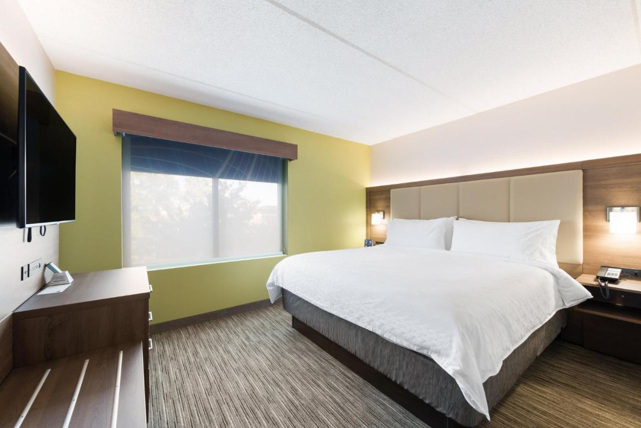 Holiday Inn Express Naperville By Ihg Екстер'єр фото