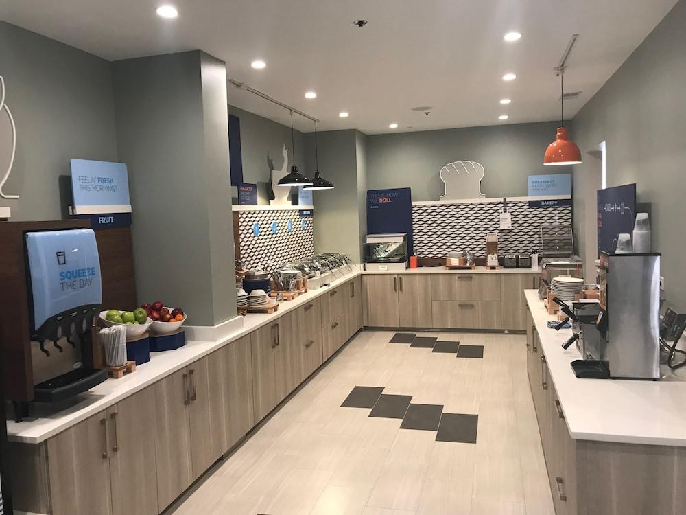 Holiday Inn Express Naperville By Ihg Екстер'єр фото
